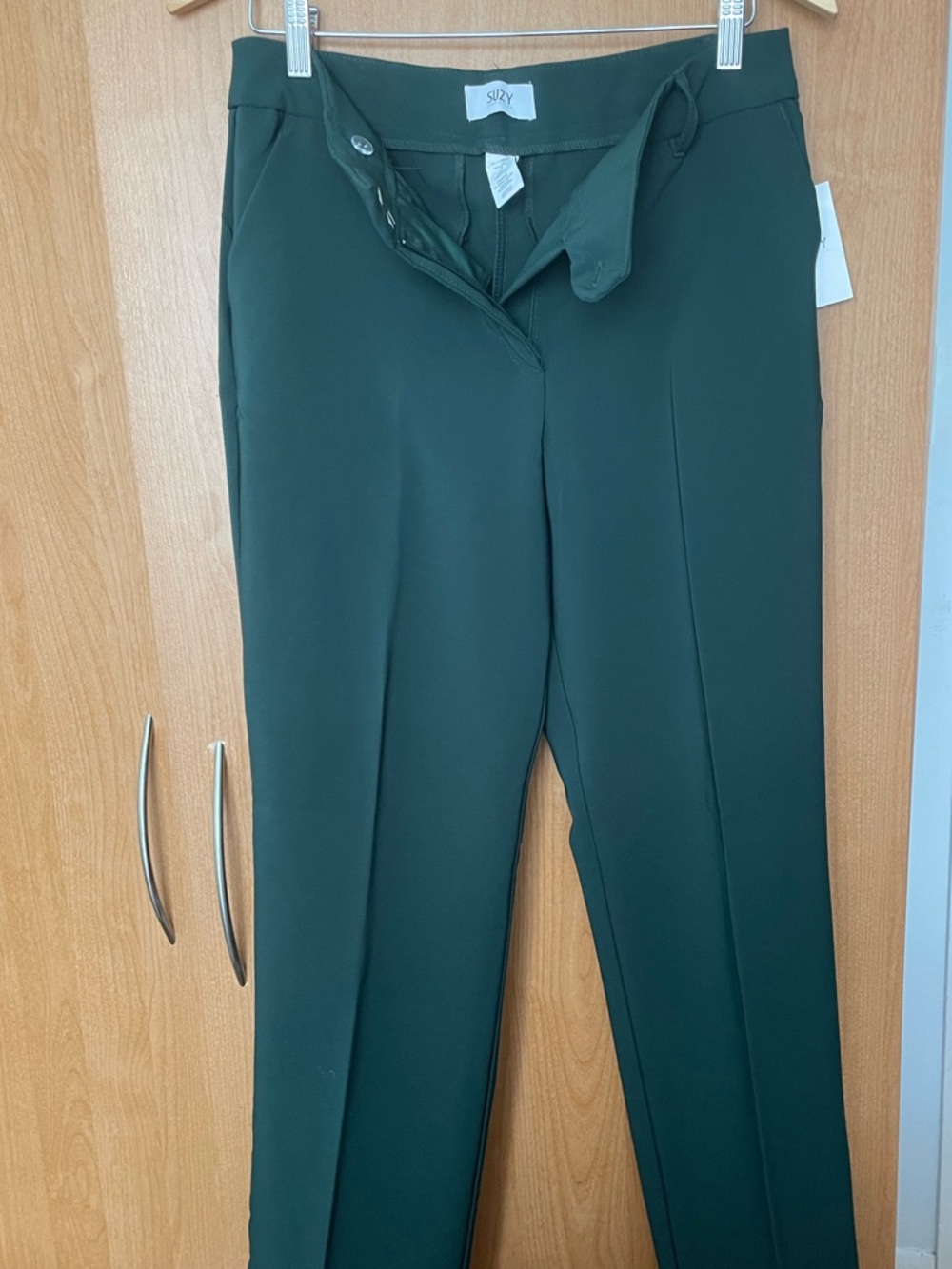 Suzy Shier Women's Tailored Straight-Leg Pants - Forrest Green